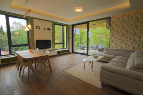 Park Residence 6 - 2 br & Parking at Tivat Center